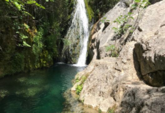 Cascade du Latay景点图片