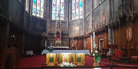 Le Puits a Six Seaux