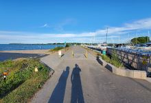 Suttons Bay Beach景点图片