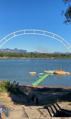 Wat Phra Phutthabat Wern Pla-塔乌廷