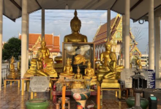 Wat Mai Songkrorat景点图片