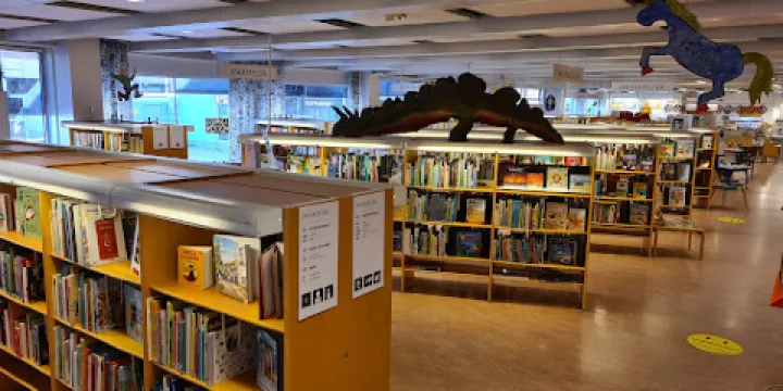 Uddevalla stadsbibliotek