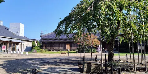 豊岡市立美術館「伊藤清永記念館」