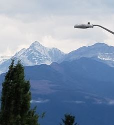 Playground-镭温泉