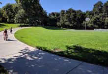 Ronald G. Wells Park at Wagon Wheel景点图片
