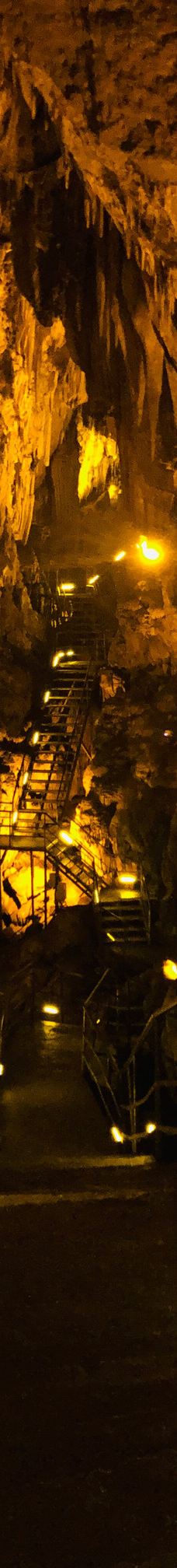 Dim钟乳岩洞-阿拉尼亚
