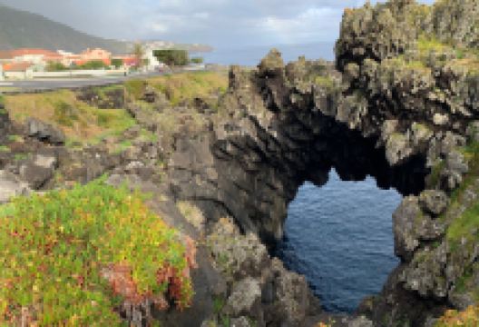 Arco Natural de Velas景点图片