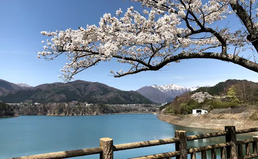 赤谷湖