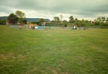 Meadow Road Recreation Ground景点图片