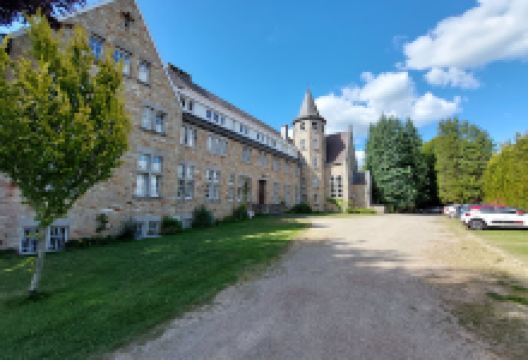 Monastère Saint-Remacle景点图片