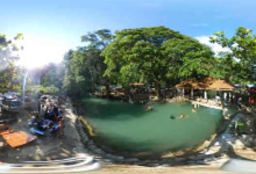 Khan Kham Cave "Entrance" (Bike Parking & Guides)景点图片