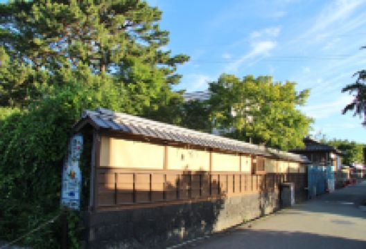 青木周弼旧宅地景点图片