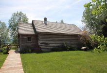 Little Bear School House Museum景点图片