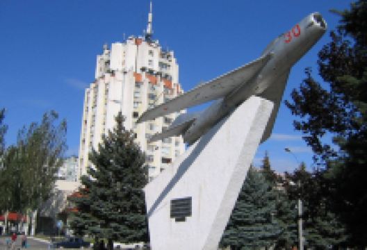Mig-19 Monument景点图片