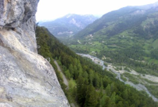 Via Ferrata du Rocher d'Arthouze景点图片