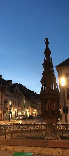 Marktbrunnen-罗特韦尔