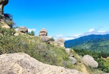 Trovantii din Chiojdu景点图片