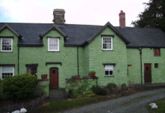Cefn Caer, Owain  Glyndwr's Mediaeval Hall House景点图片
