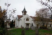 Ózdi Rózsafüzér királynéja katolikus templom景点图片