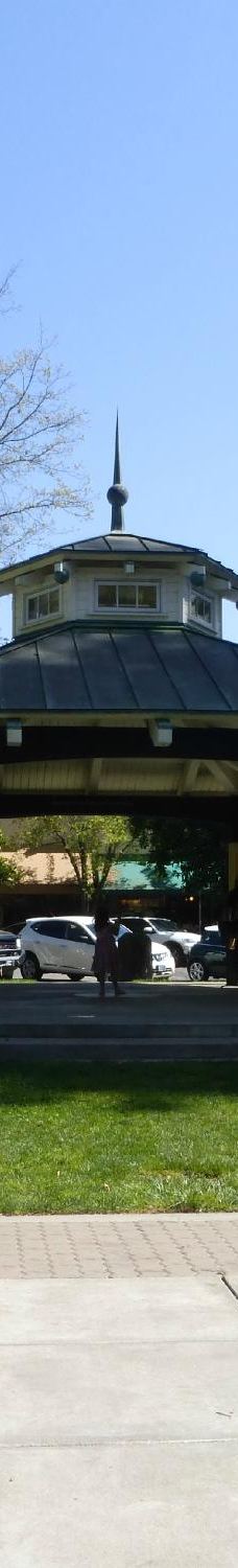 Healdsburg Plaza-希尔兹堡