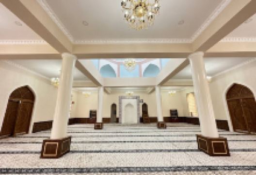 Yormozor Mosque景点图片