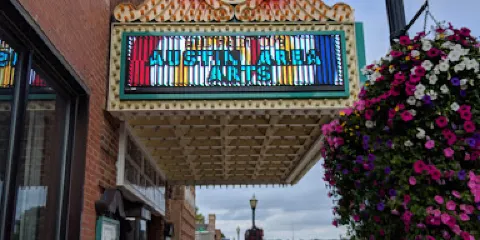Historic Paramount Theatre