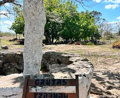 Grutas de Tzabnah