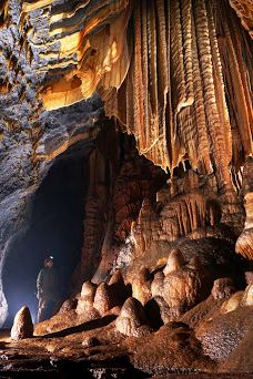 Grotte Saint-Marcel-比东