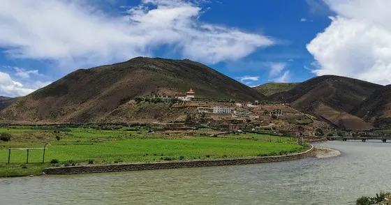 左貢寺