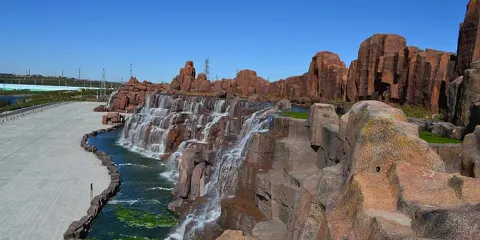 霸王河瀑布廣場