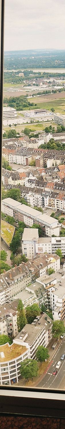 莱茵塔-杜塞尔多夫