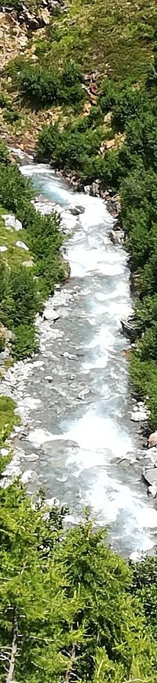 Cascata della Val Nera-利维尼奥