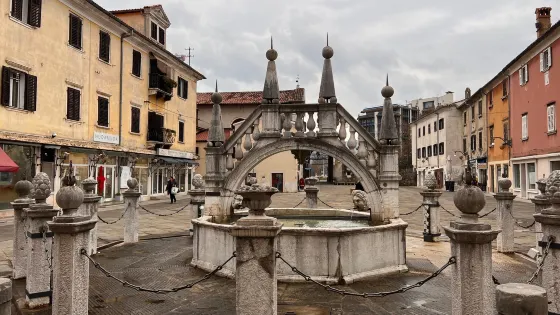 Da Ponte Fountain