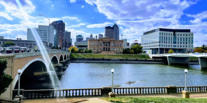 Simon Estes Riverfront Amphitheater