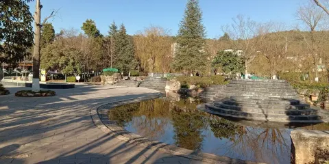 濱河公園（龍潮路）
