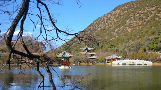 黑龍潭