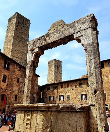 4D3N • Italy + Florence + Siena + Montepulciano + Tuscany + Cantalici Winery + Cattedrale di Santa Maria Asunta