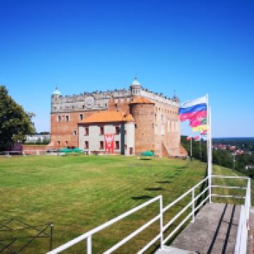 戈卢布-多布任图片