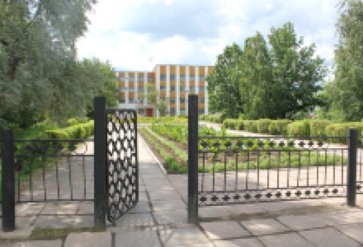 Lake Bolshoye Yarovoye景点图片