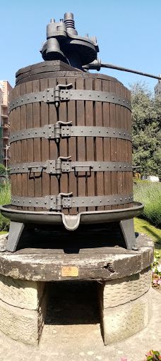 Estatua del Labrador-拉里奥哈省