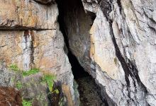 Bremsneshola cave景点图片