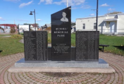 Miners Memorial Park景点图片