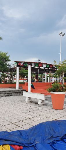 Parroquia de San Miguel Arcangel Church-巴亚尔塔港