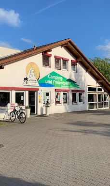 Camping- & Freizeitpark LuxOase-大勒尔斯多夫