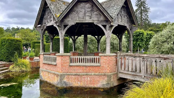 Hampton Court Castle and Gardens