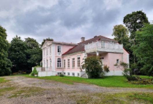 Oti Manor景点图片