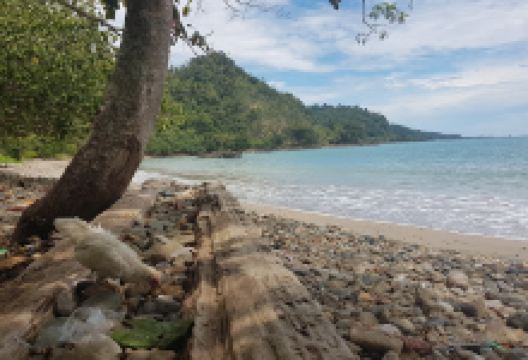 Pantai Pahabung景点图片