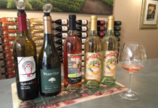 Windy Oaks Carmel Tasting Room景点图片