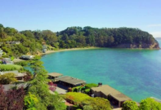 Kirk McGuire Bronze Sculpture景点图片