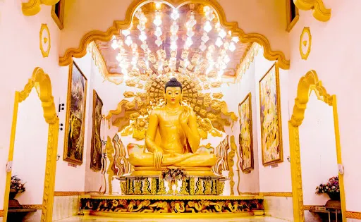 Mahamevnawa Buddhist Monastery, Bowaththa